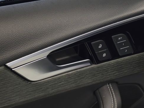 Used 2023 Audi A4 2.0T Premium Plus image 33