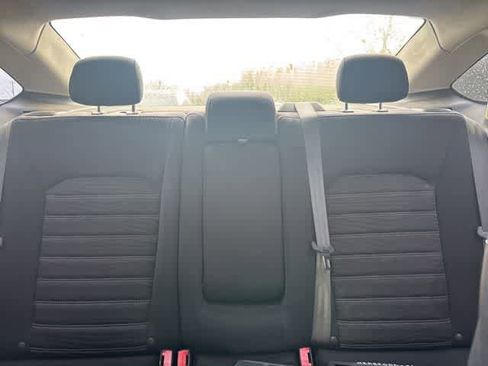 Used 2016 Ford Fusion SE image 21