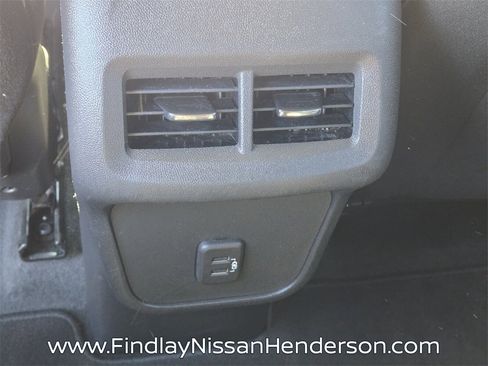 Used 2024 Chevrolet Equinox LS w/ LS Convenience Package image 13