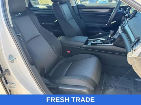 Certified 2022 Honda Accord LX image 11
