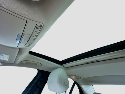 Certified 2022 Mercedes-Benz E 350 E 350 image 27