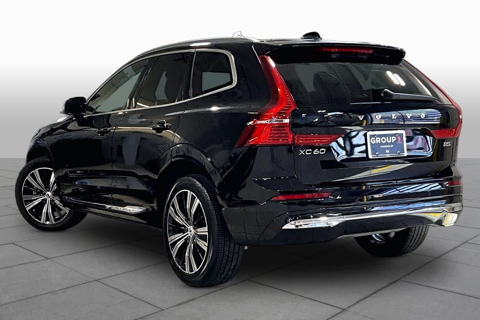 Used 2023 Volvo XC60 B5 Plus w/ Climate Package AWD/4WD image 12