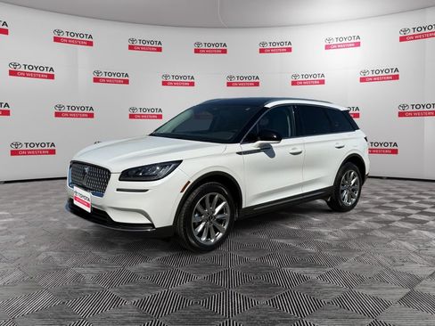 Used 2022 Lincoln Corsair AWD w/ Premium Package image 7