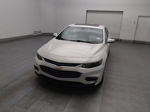 Used 2017 Chevrolet Malibu LT image 15