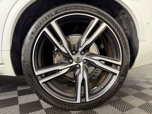 Used 2018 Volvo XC90 T6 R-Design w/ Convenience Package AWD/4WD image 51