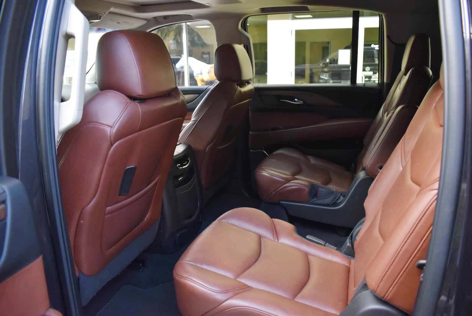 Used 2016 Cadillac Escalade ESV Premium AWD/4WD image 13
