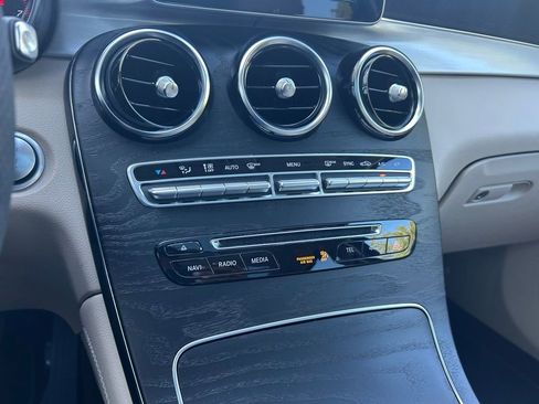 Used 2019 Mercedes-Benz GLC 300 4MATIC image 58