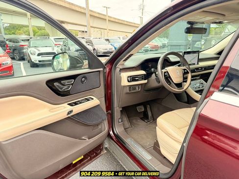Used 2021 Lincoln Aviator Reserve w/ Class IV Trailer Tow Package AWD/4WD image 21