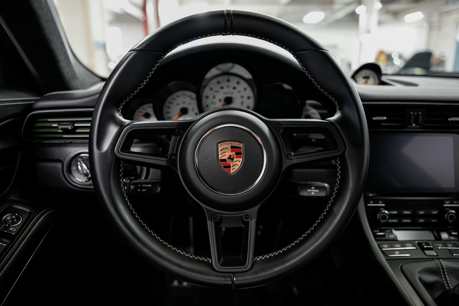 Used 2019 Porsche 911 GT3 RWD image 10