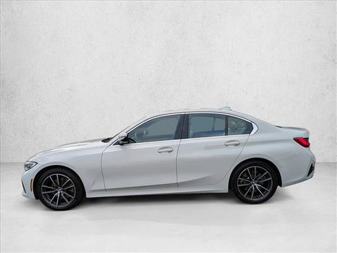 Used 2021 BMW 330i xDrive Sedan w/ Convenience Package image 8