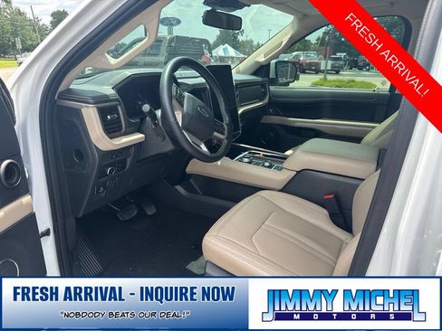 Certified 2024 Ford Expedition Max Limited AWD/4WD image 5