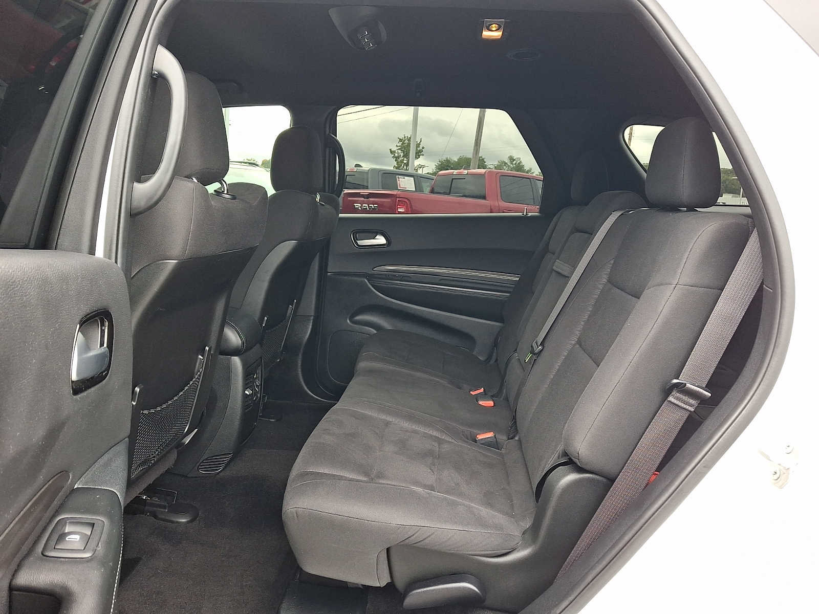 Used 2022 Dodge Durango SXT w/ Blacktop Package AWD/4WD image 10