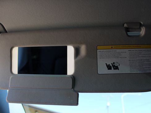 Used 2021 Tesla Model 3 Performance image 51