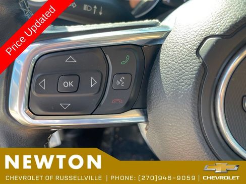 Used 2020 Jeep Gladiator Overland AWD/4WD image 13