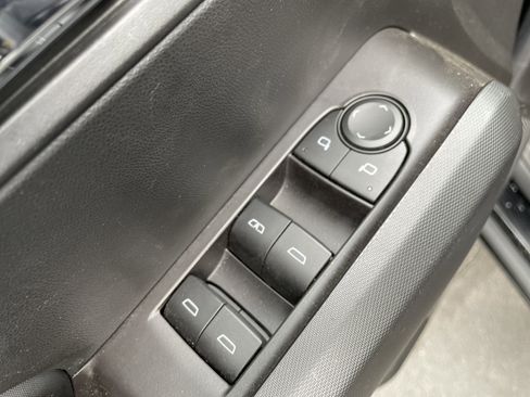 Used 2023 Chevrolet Colorado LT w/ LT Convenience Package II image 21