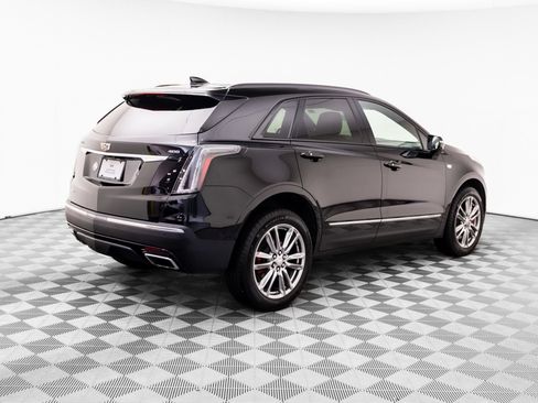 Certified 2026 Cadillac XT5 Sportv w/ LPO, Floor Liner Package AWD/4WD image 5