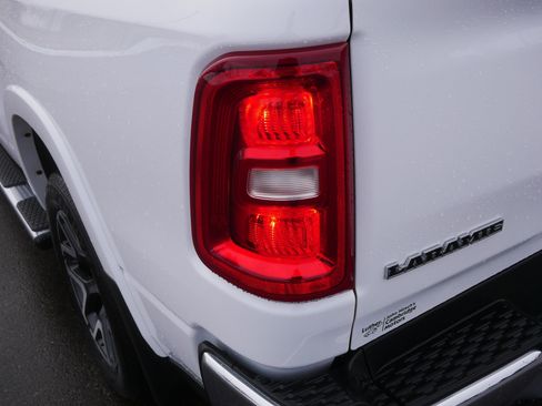 Used 2025 RAM 1500 Laramie image 18