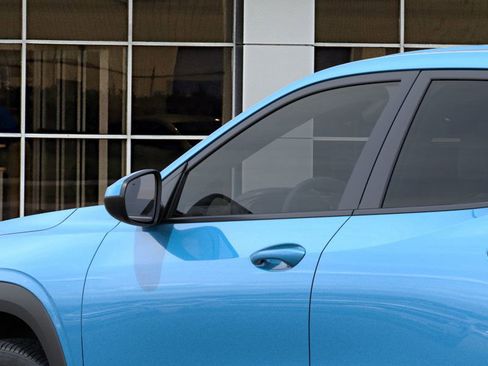 New 2026 Chevrolet Trax LS w/ LS Convenience Package image 12