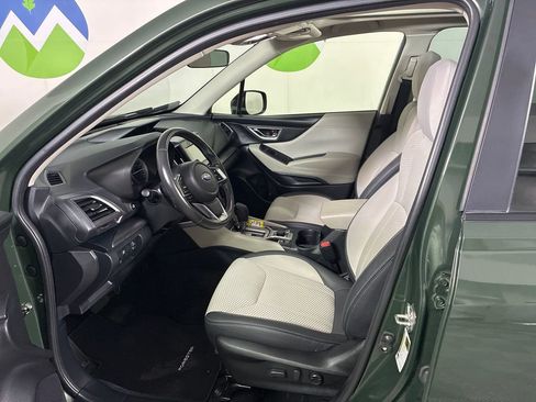 Certified 2023 Subaru Forester Premium AWD/4WD image 10