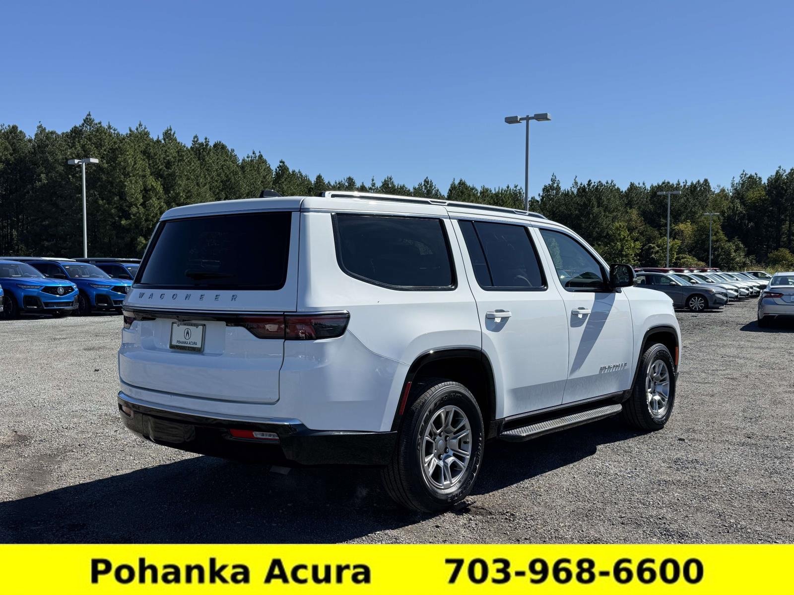 Used 2024 Jeep Wagoneer 4WD w/ Convenience Group I image 2