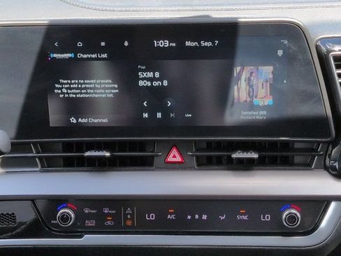 Used 2023 Kia Sportage EX FWD image 18