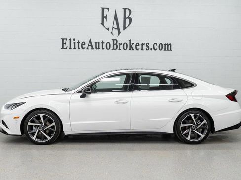 Used 2022 Hyundai Sonata SEL Plus image 2