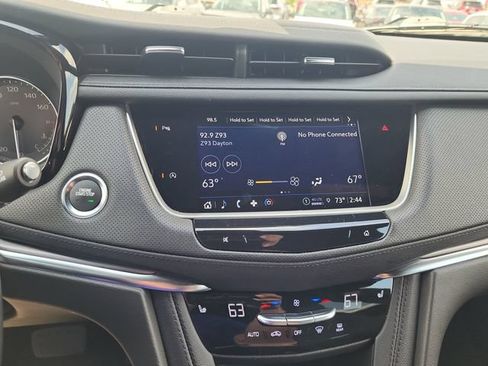 Used 2022 Cadillac XT5 Luxury AWD/4WD image 17