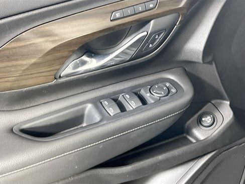 Used 2018 GMC Terrain Denali image 18