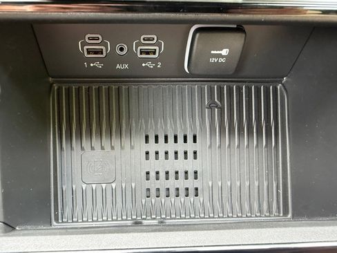 New 2026 Jeep Grand Cherokee Limited w/ Luxury Tech Group II AWD/4WD image 28
