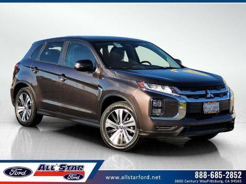 Used 2023 Mitsubishi Outlander Sport LE image 1