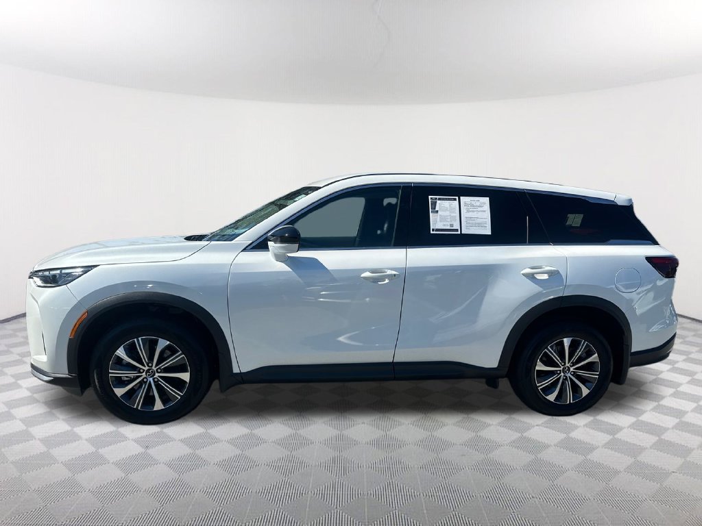 Certified 2026 INFINITI QX60 Pure w/ Cargo Package AWD/4WD image 8