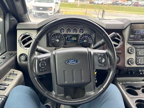 Used 2016 Ford F250 Lariat w/ Lariat Interior Package AWD/4WD image 24