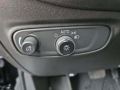 Used 2024 Chevrolet Equinox RS image 12