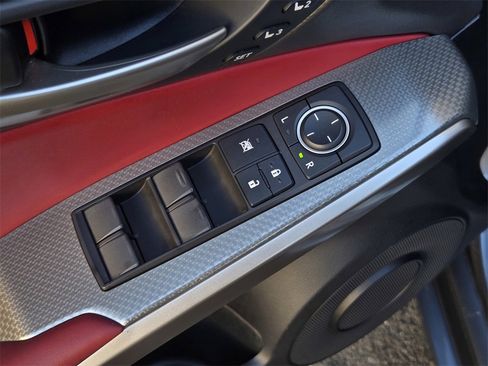 Used 2018 Lexus IS 300 image 13