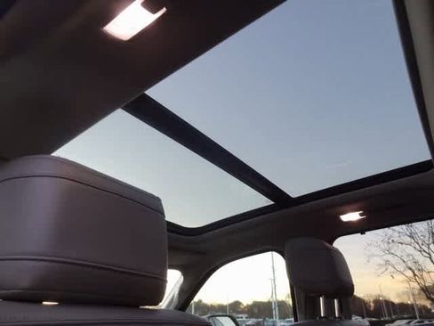 Used 2023 Toyota Sequoia Limited image 20