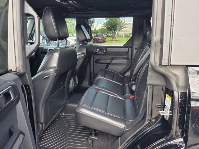 Used 2025 Ford Bronco Outer Banks AWD/4WD image 13