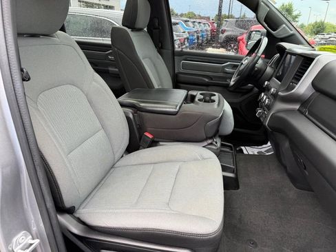 Used 2022 RAM 1500 Big Horn AWD/4WD image 6