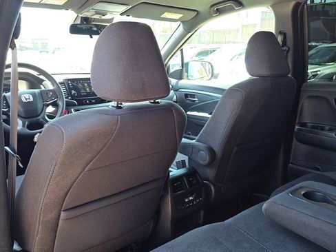 Used 2022 Honda Pilot Sport image 23