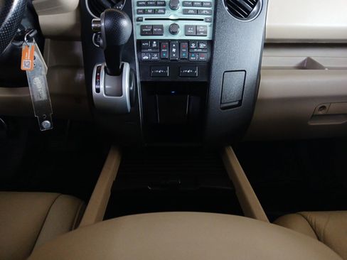 Used 2010 Honda Pilot EX-L image 10