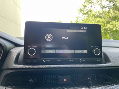 Certified 2025 Honda CR-V EX image 25