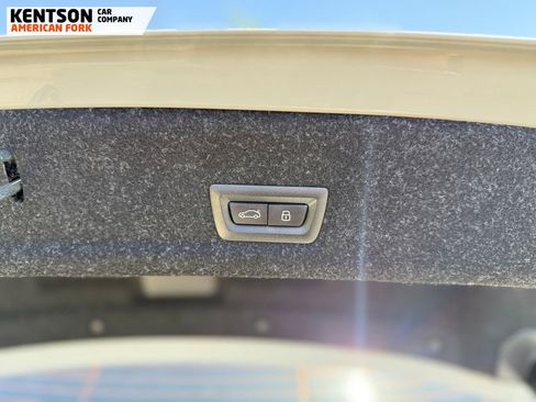 Used 2026 BMW 330i xDrive Sedan AWD/4WD image 28