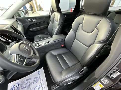 Certified 2023 Volvo XC60 B5 Core w/ Climate Package image 15