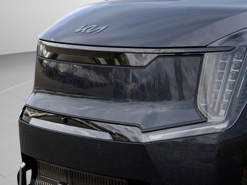 New 2026 Kia EV9 Land AWD/4WD image 25