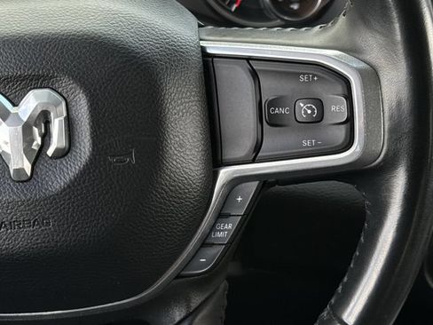 Used 2022 RAM 1500 Laramie AWD/4WD image 17