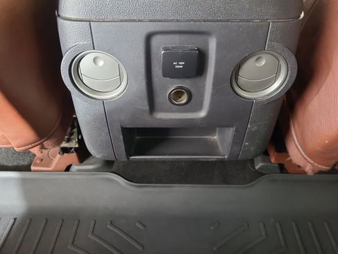 Used 2014 Ford F350 King Ranch w/ King Ranch w/Chrome Package image 17