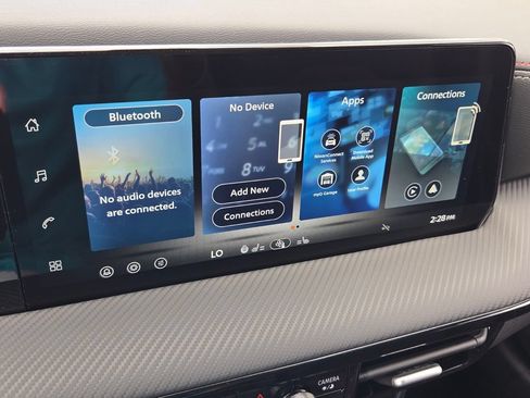 New 2026 Nissan Kicks SR w/ SR Premium Package FWD image 21