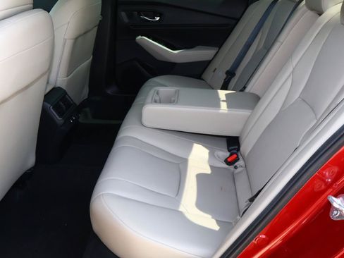 Used 2025 Honda Accord Touring image 18