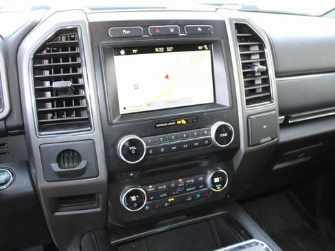 Used 2018 Ford Expedition XLT w/ Equipment Group 202A image 7