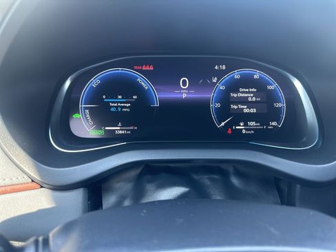 Used 2023 Toyota Venza Limited image 13