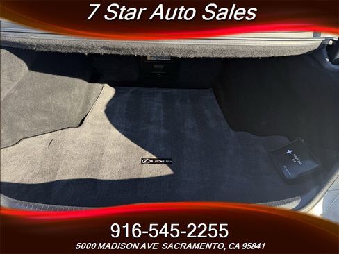 Used 2016 Lexus LS 460 w/ Comfort Package image 22